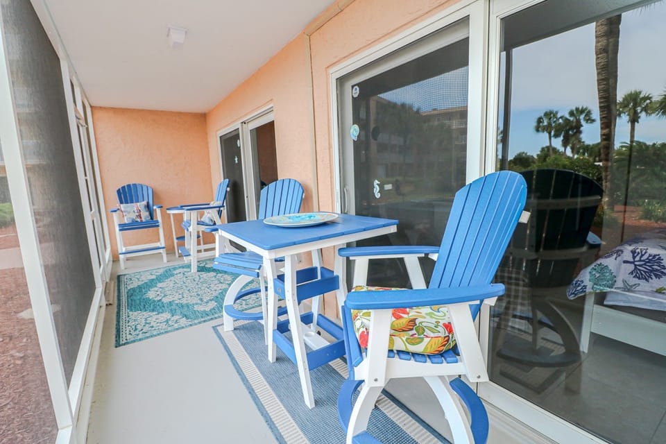 St. Augustine Beach Rentals Screened Patio