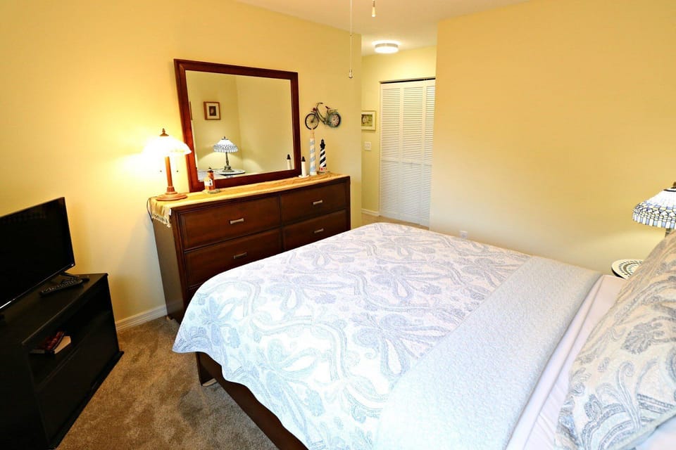 St. Augustine Beach Rentals Guest Bedroom