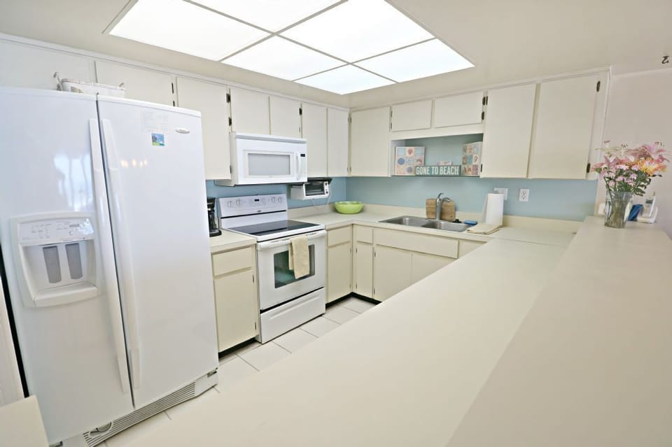 St. Augustine Ocean Front Rentals Kitchen