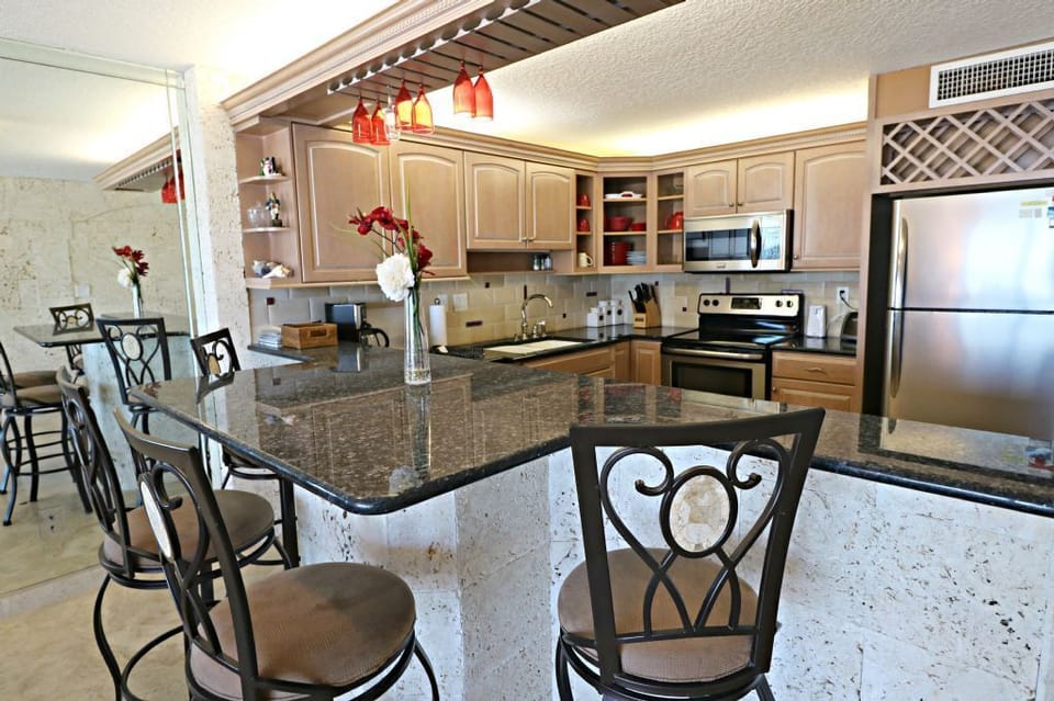 St Augustine Oceanfront Condos kitchen