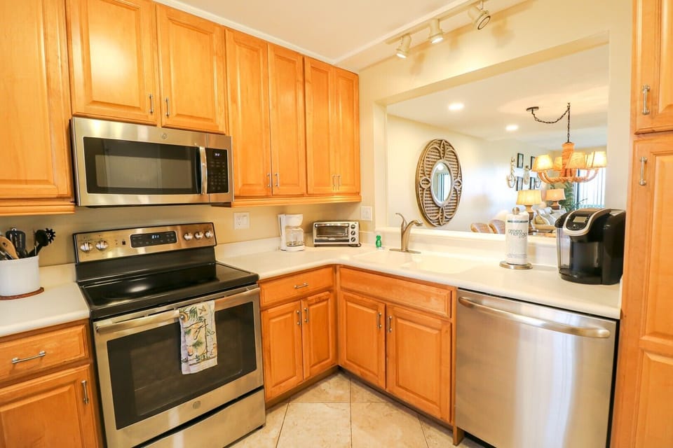 St. Augustine Ocean Front Rentals Kitchen
