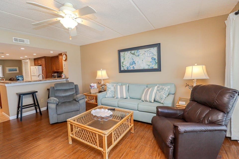St. Augustine Beach Rentals Living Room