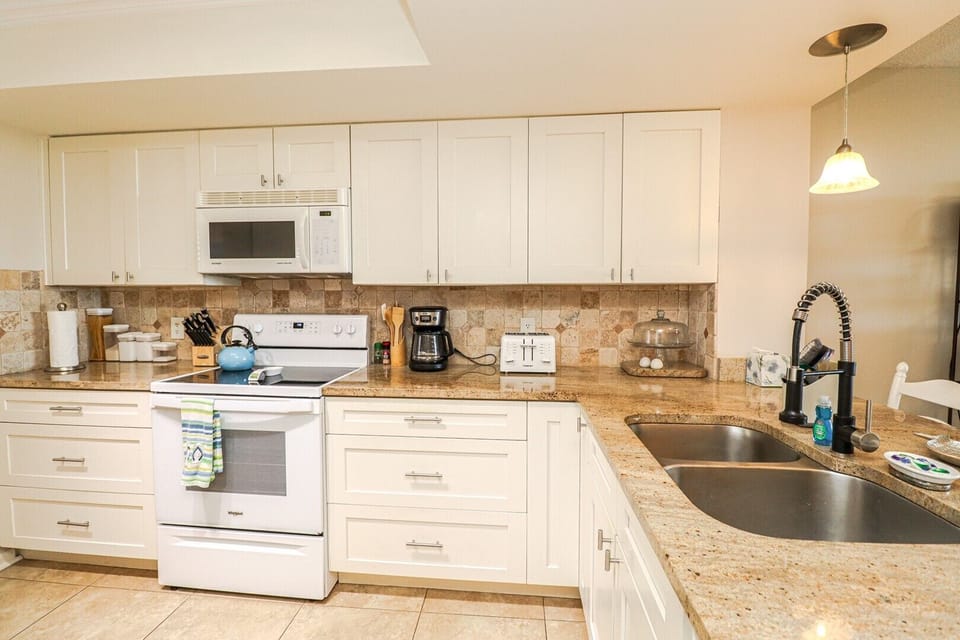 St. Augustine Beach Rentals Kitchen