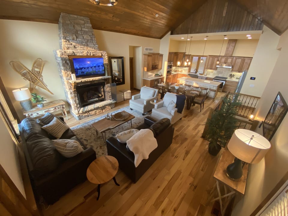 Main entertainment room