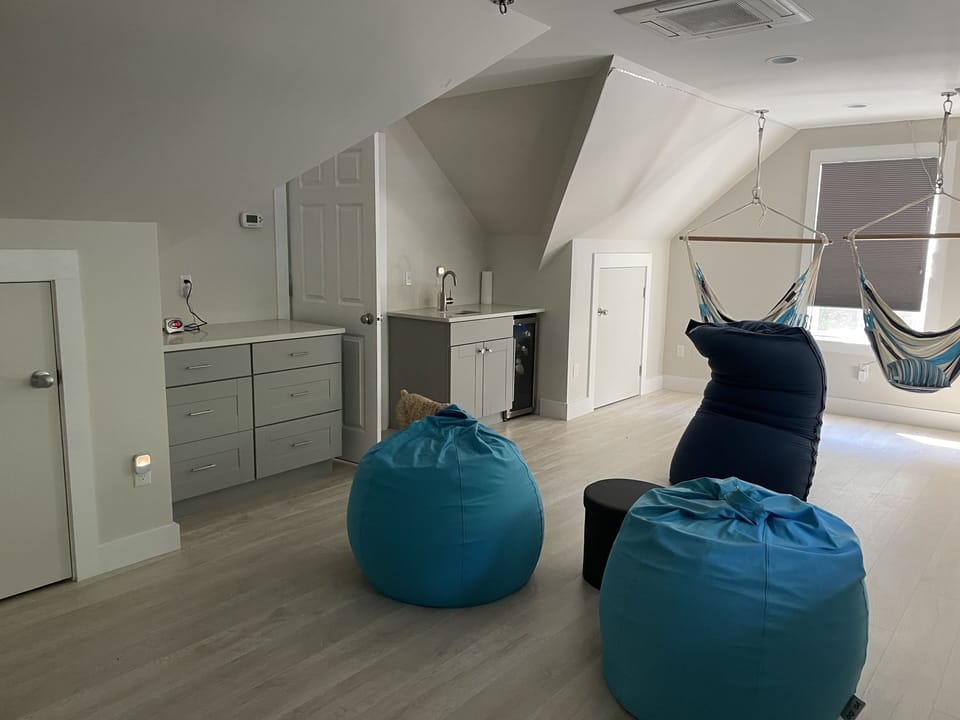 Bunk / bonus room