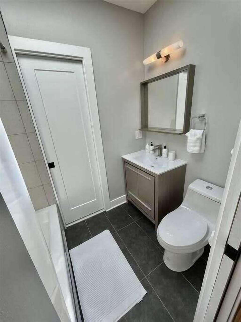 Always professionally cleaned upon arrival