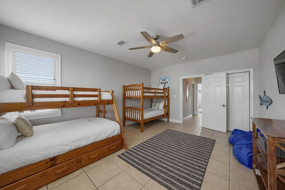 The Sassy Seagull - Watersound - Bedroom