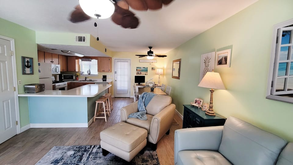 Living room to kitchen