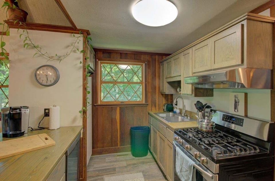 Gas range and all the utensils and cookware you'll need.