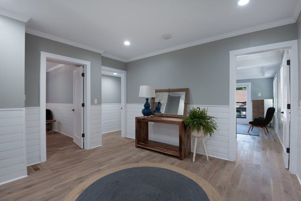 Upstairs entry to bedrooms and office