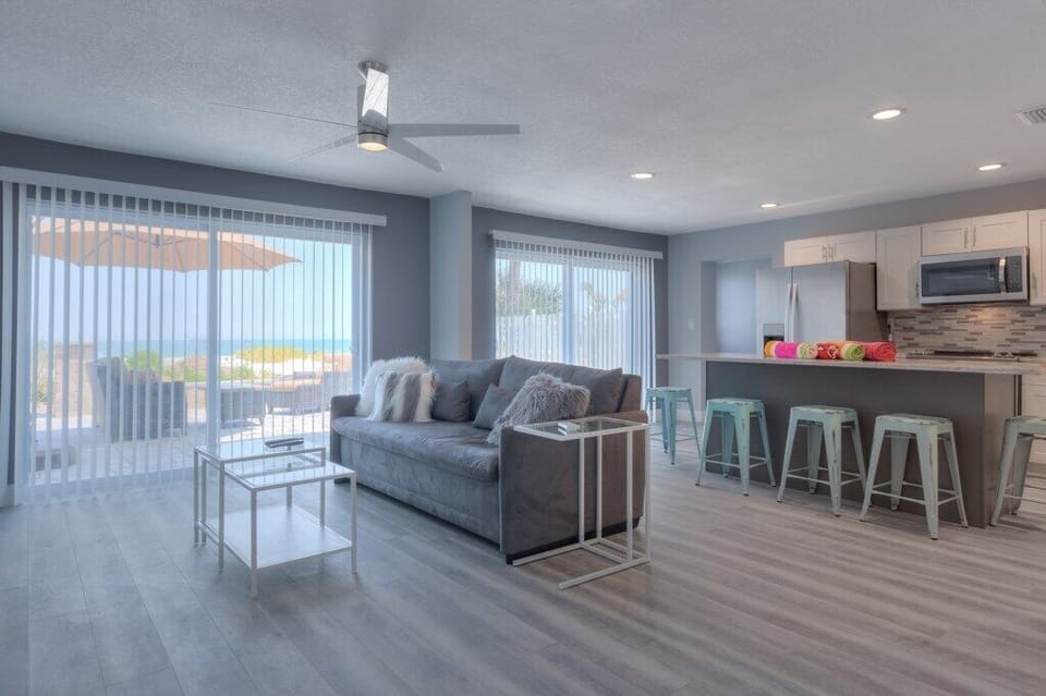 Spacious Living Room