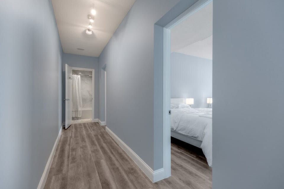 Hallway from Bedroom to Bathroom