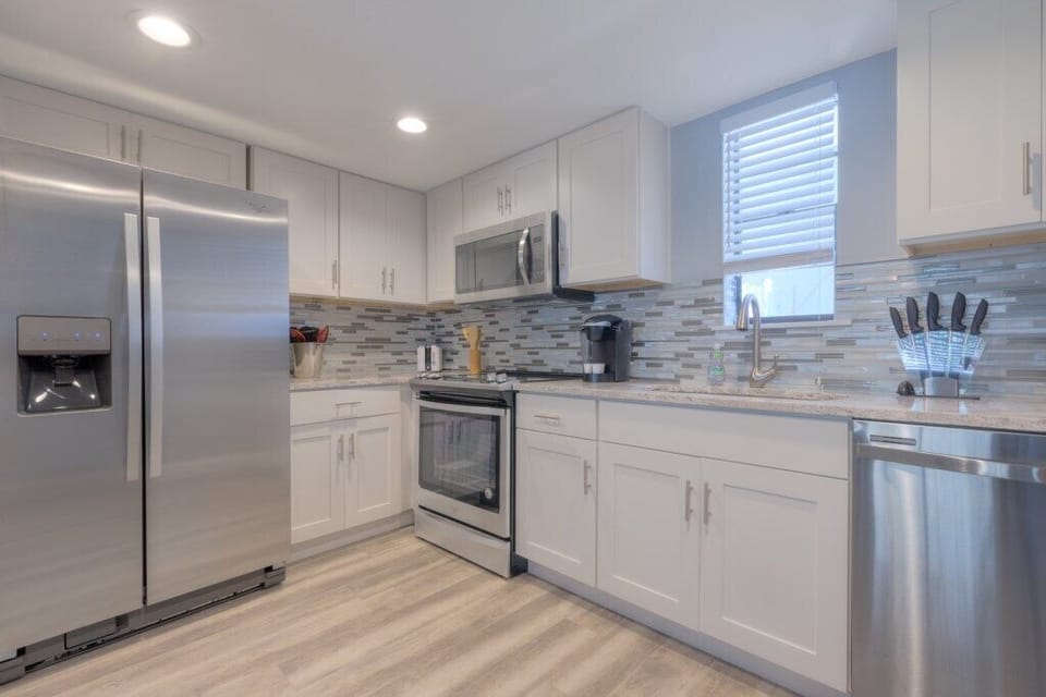 Upgraded Whirlpool Stailess Steel Appliances