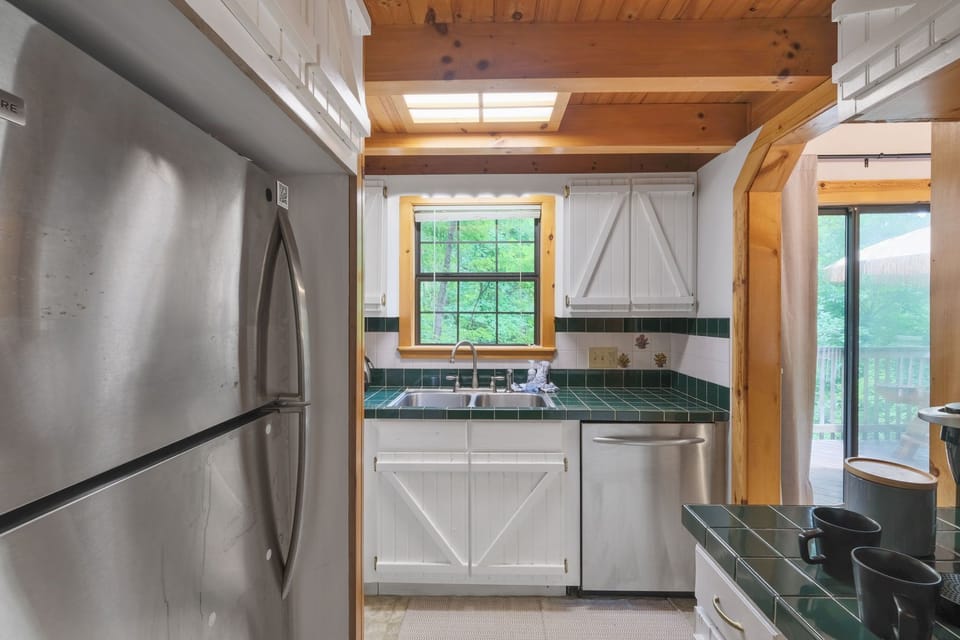 Dishwasher for easy clean-up
