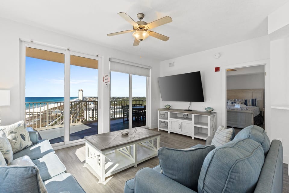 Gulf Front Living Area with Sleeper Sofa