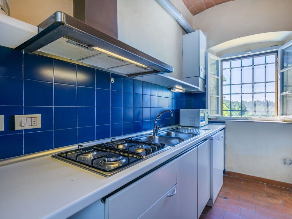 Countertop, Cabinetry, Furniture, Kitchen Sink, Kitchen Stove, Gas Stove, Kitchen, Kitchen Appliance, Tap, Window