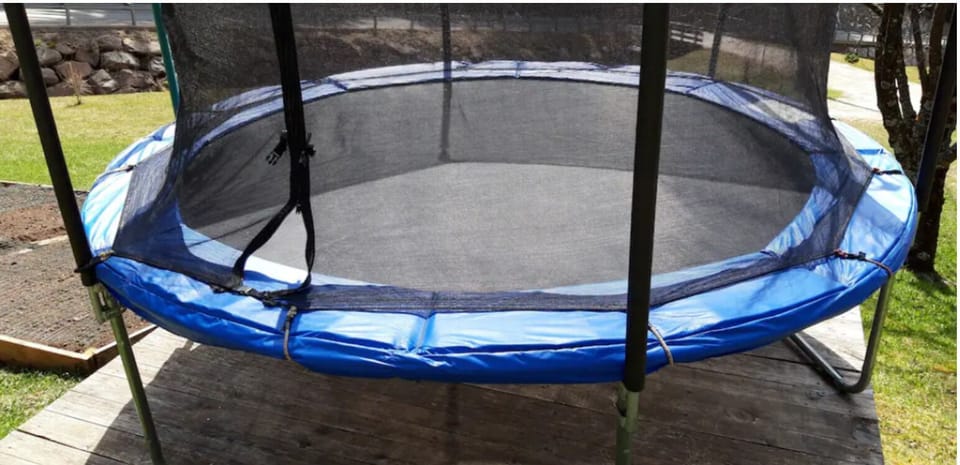 Trampoline
