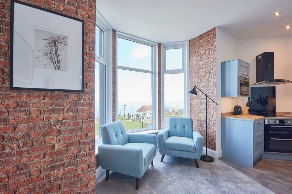 Sand & Surf, Whitby - Host & Stay