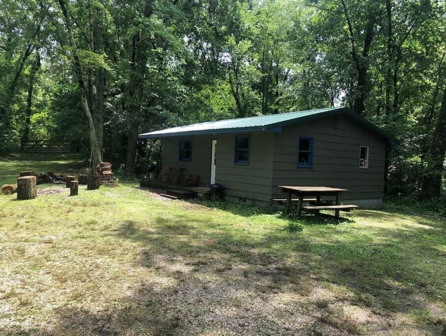Quiet setting nestled in the woods. 