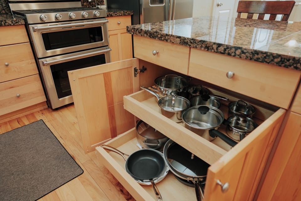 fully stocked kitchen