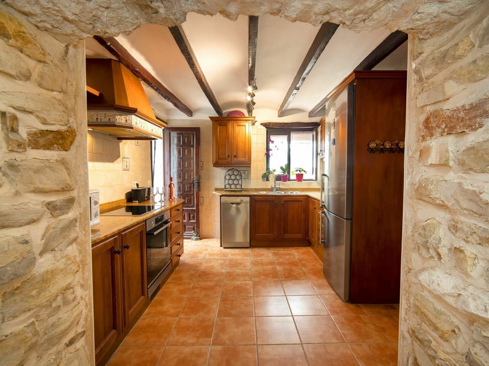 Cabinetry, Countertop, Furniture, Chair, Wood, Kitchen, Interior Design, Drawer, Houseplant, Flooring