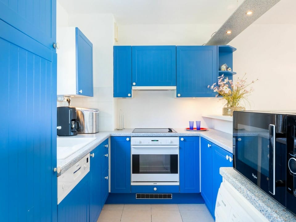 Cabinetry, Countertop, Sink, Furniture, Tap, Blue, Building, Kitchen Stove, Home Appliance, Kitchen