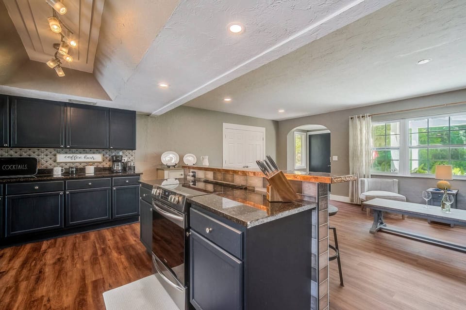 Fully stocked kitchen