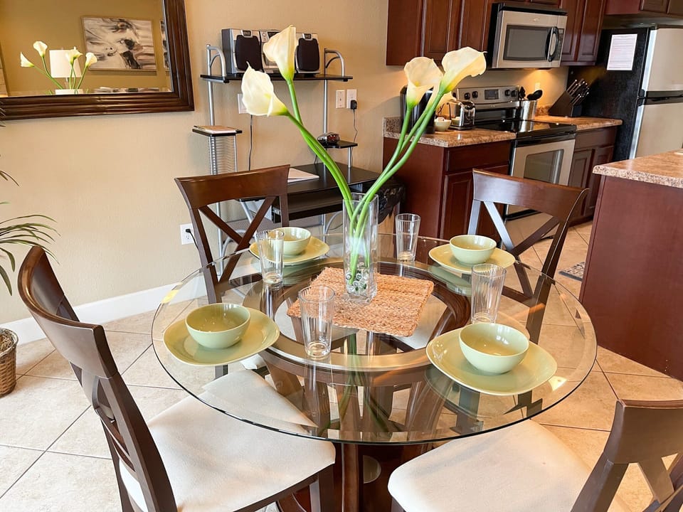 Dinning room table
