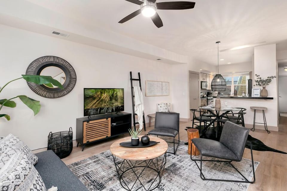 Living Room with 50" Smart TV