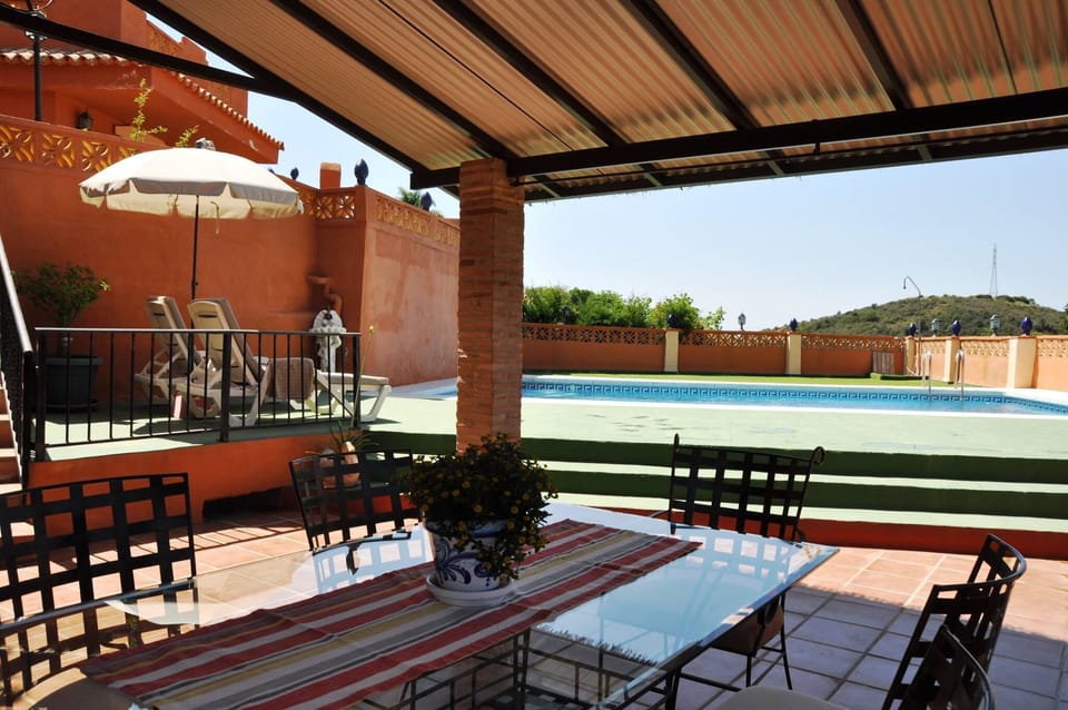 Pool Terrace (shared)