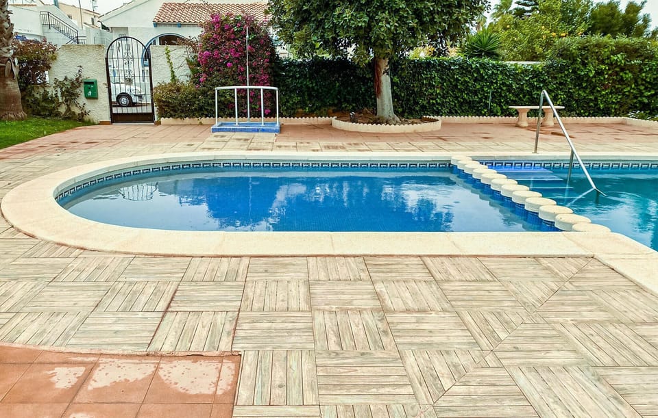 pool