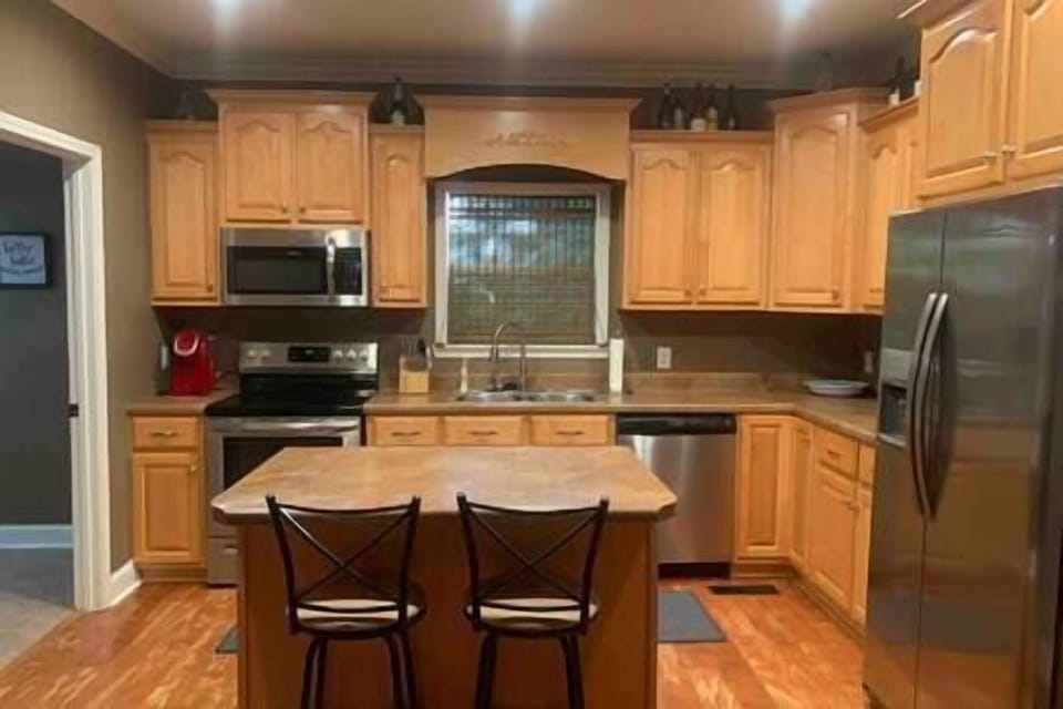 Full kitchen well equipped 