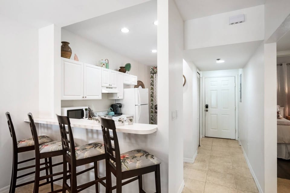 Hang out and watch your friends/family prepare a great meal....or coffee and reheated leftovers.