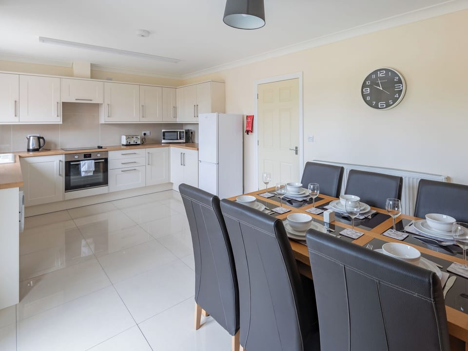 Kitchen/diner | 7 Dawson Park - Marian Avenue Properties, Mablethorpe