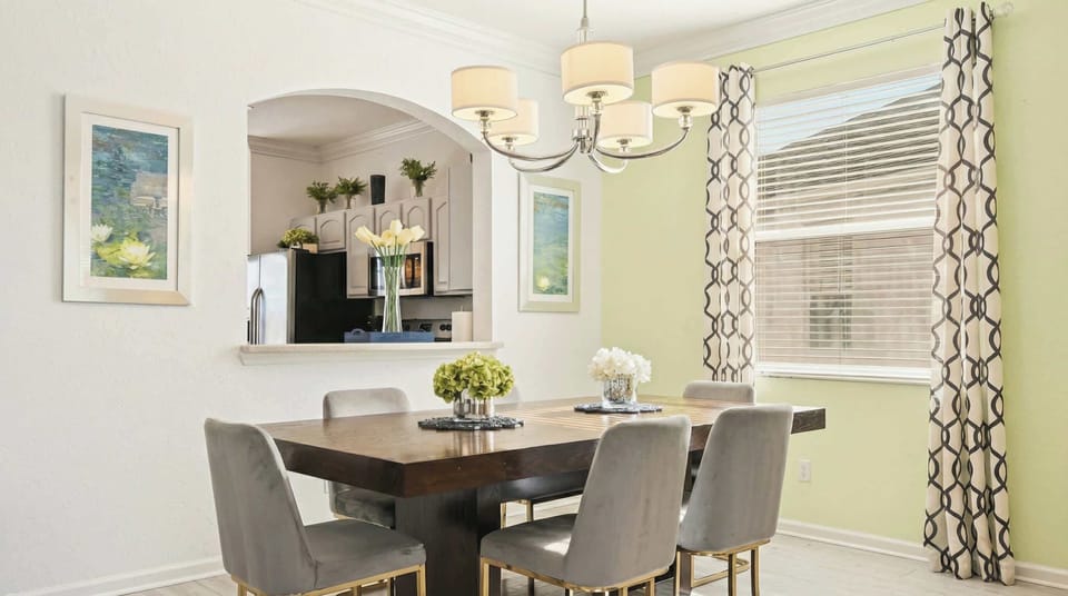 Dining table here for your family feast.