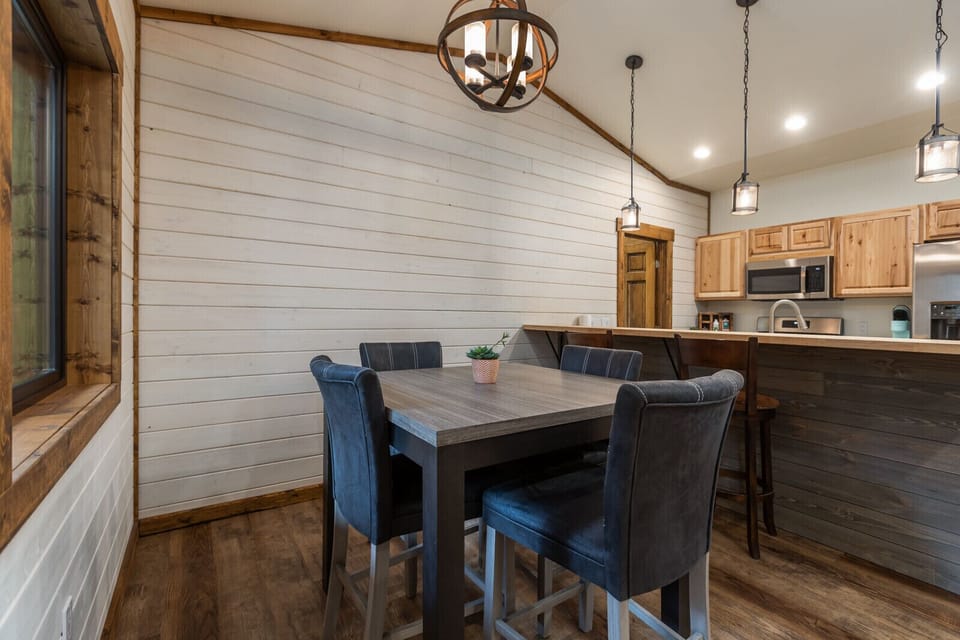 Dining room table and bar area 