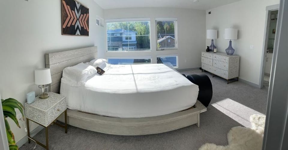 Master bedroom upstairs 