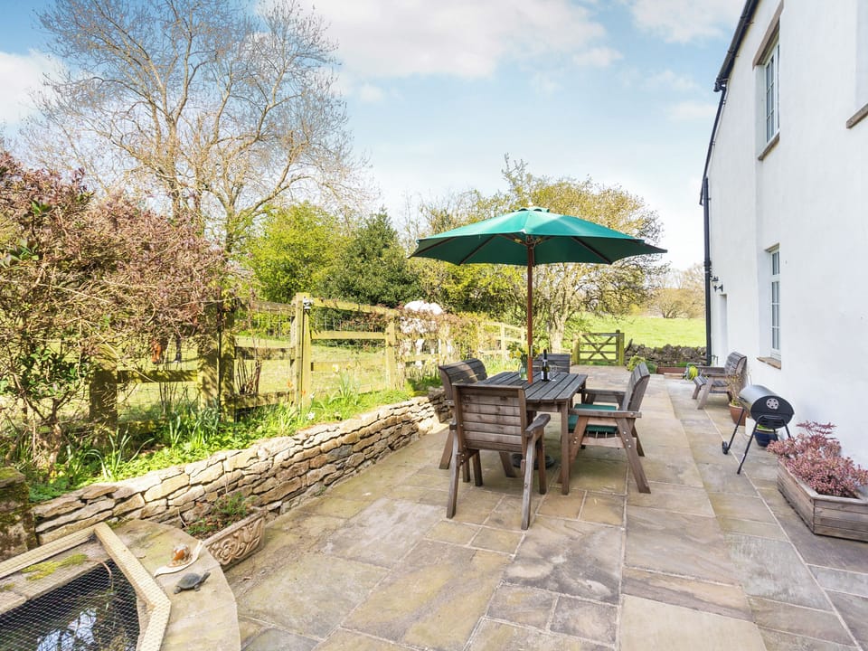 Patio | The Farmhouse - Oak Tree Farm, West Witton, near Leyburn