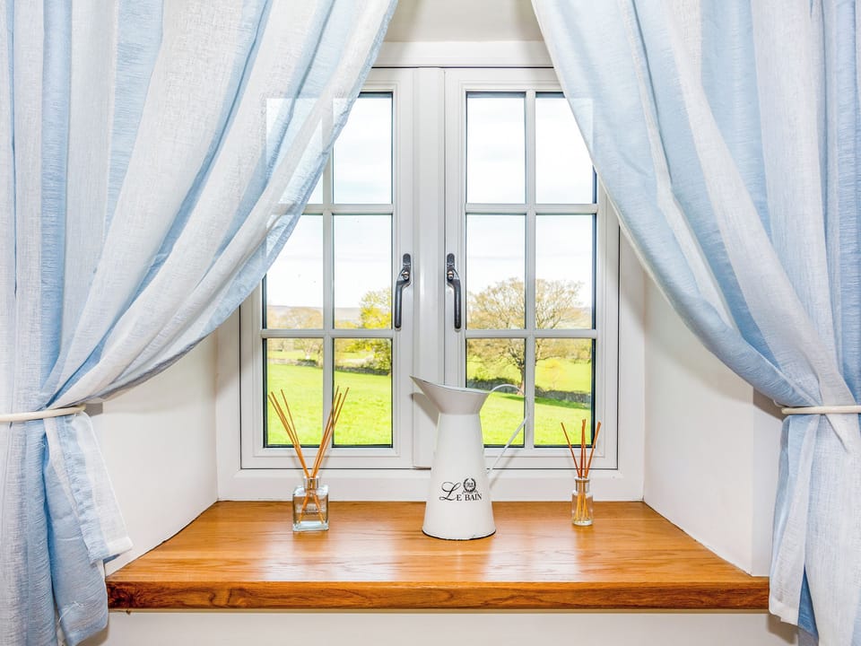 Bathroom | The Farmhouse - Oak Tree Farm, West Witton, near Leyburn