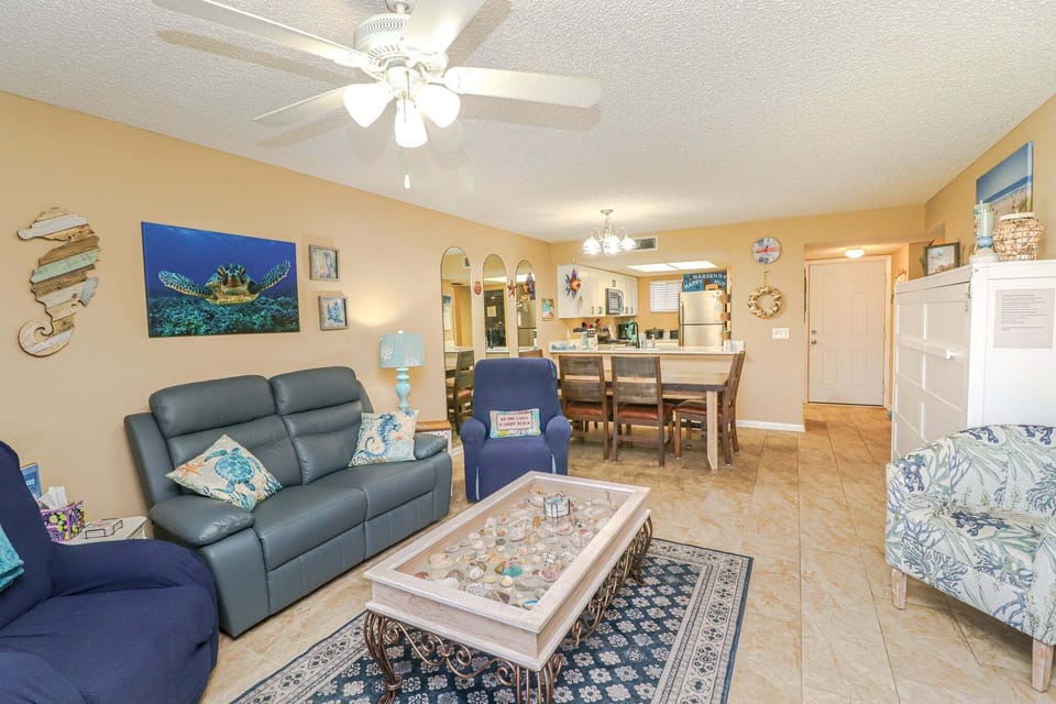 St. Augustine Beach Rentals Living Room