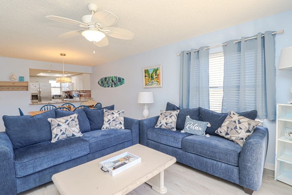 St. Augustine Beach Rentals Living Room