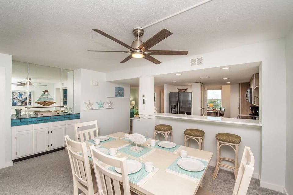 St. Augustine Ocean Front Rentals Dining