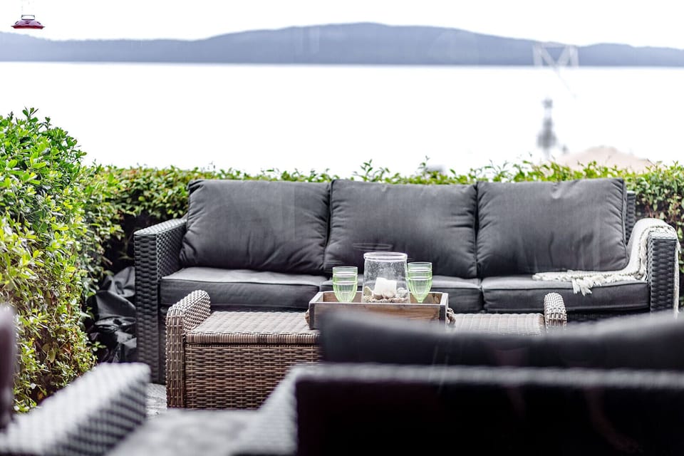 Large patio, lots of seating, steps from the ocean.