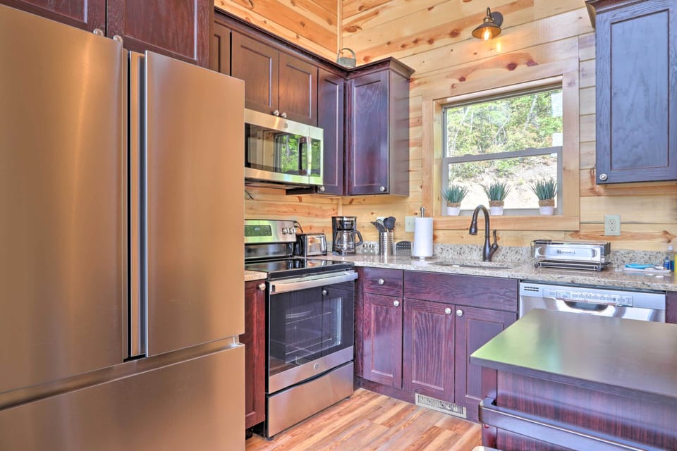 Kitchen | Drip Coffee Maker
