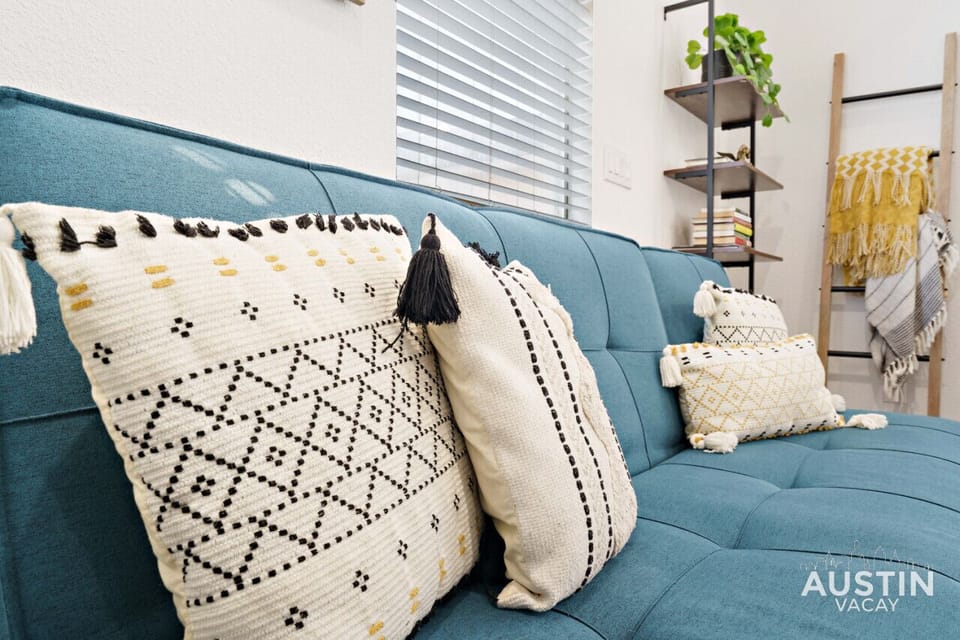 Details in the living room from the convertible sleeper sofa