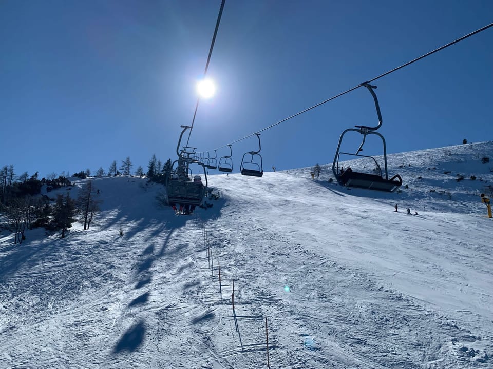 Snow and ski sports