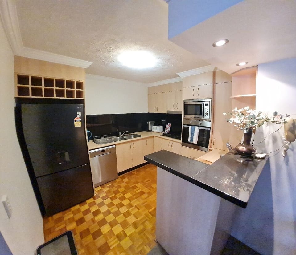 Full size well equipped kitchen, a rarity.