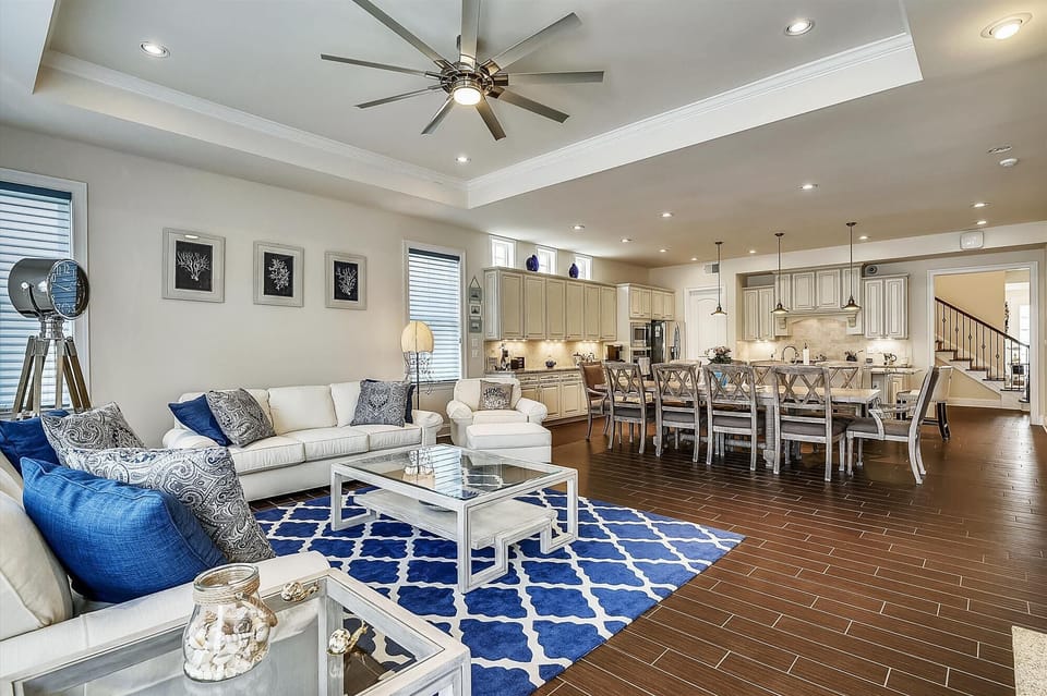 Main Level,Living Area,