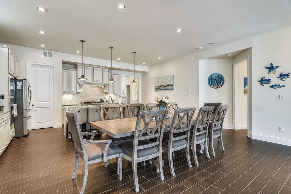 Main Level,Dining Area,