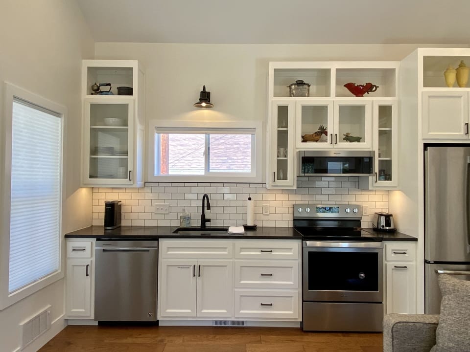 Custom kitchen has everything you need to easily prepare and clean up meals, enjoy your morning coffee or pack a picnic for Yellowstone